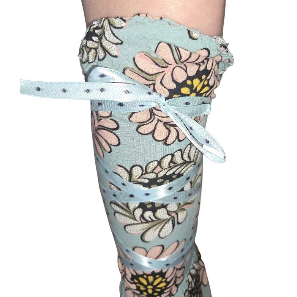 4/$15 Boho Floral Leg Warmers Boot Covers Sandal Adds Flip Flop Toppers Upcycle - Picture 9 of 9